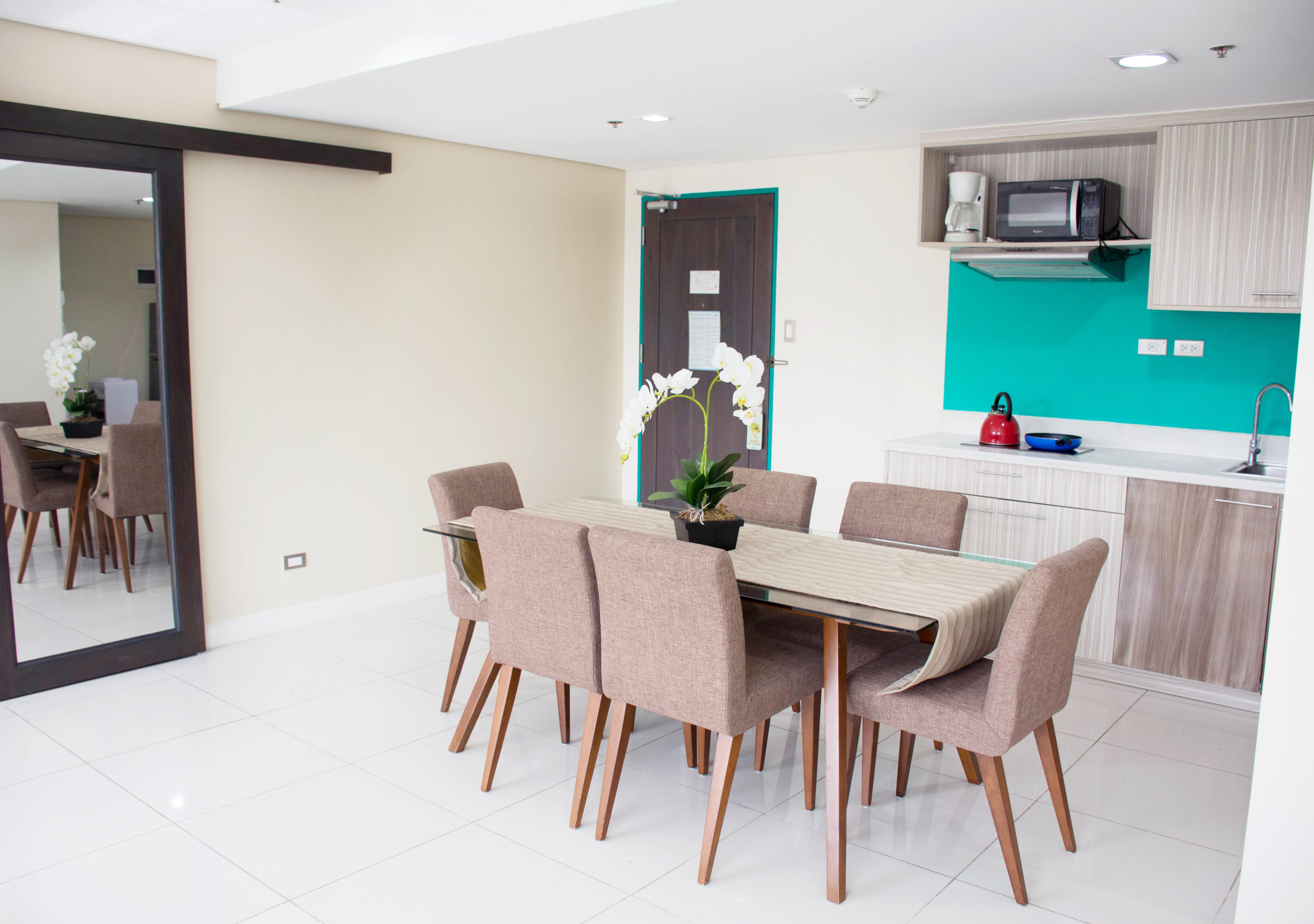 Alicia Apartelle Cebu Buitenkant foto