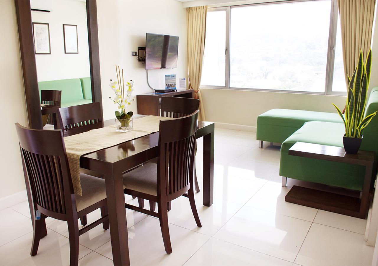 Alicia Apartelle Cebu Buitenkant foto