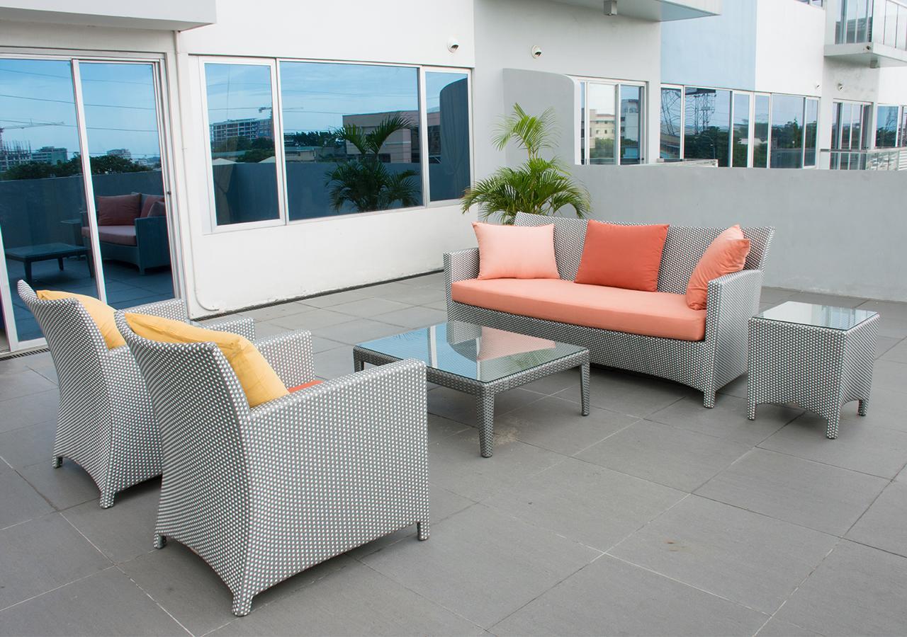 Alicia Apartelle Cebu Buitenkant foto